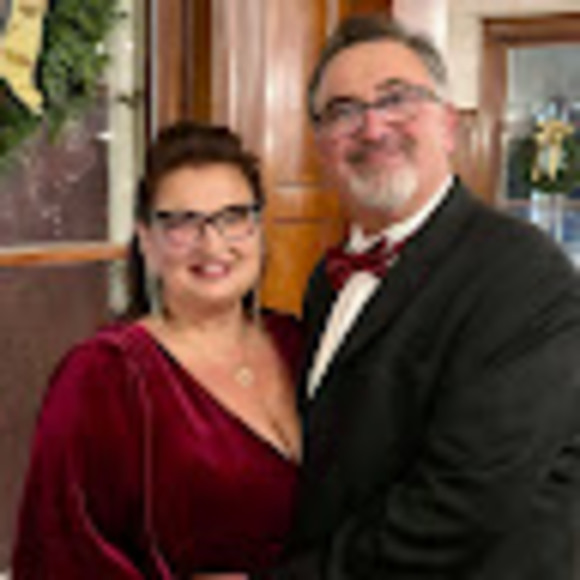 Meet your Posher, Linda - Picture 1 of 1